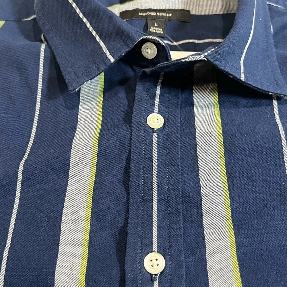 NWT Banana Republic Untucked Slim Fit Large Men's Striped Blue Shirt Summer